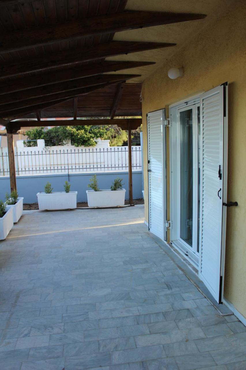 The House Of Travelers Villa Artemida  Exterior photo